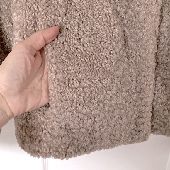 BR shearling jacket - Picture 7 of 9